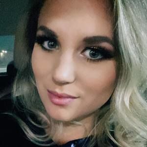 Meet your Posher, Jillian